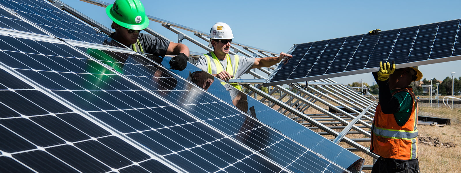Sonnige Aussichten: Photovoltaik schafft neue Arbeitsplätze- Image